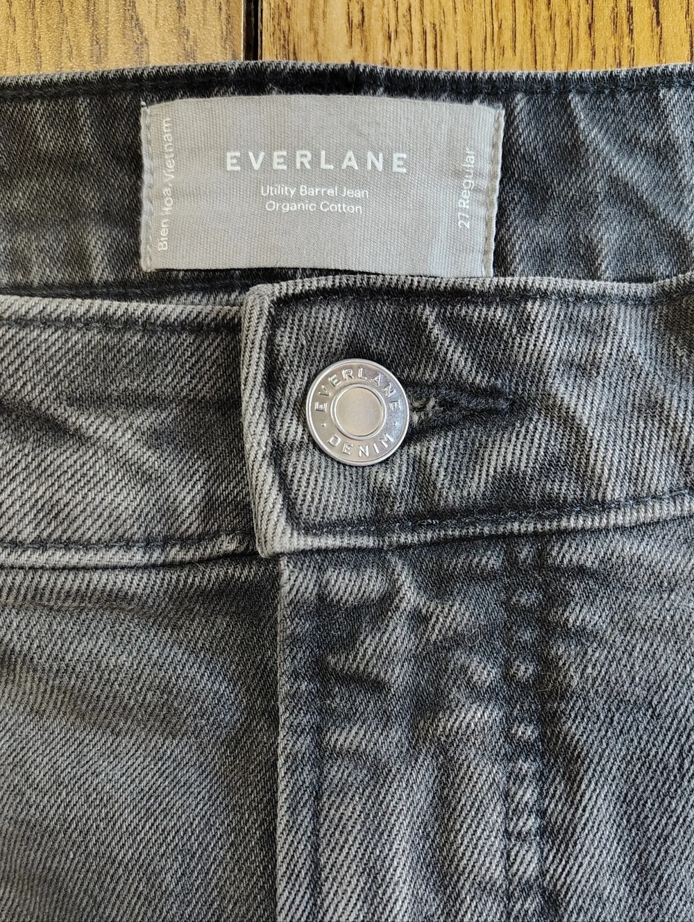 Everlane Utility Barrel Jeans Organic Cotton, Women's, Washed Black size 27. - Picture 5 of 16